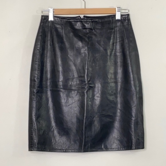 Dresses & Skirts - Vintage genuine leather black mini skirt Size 12